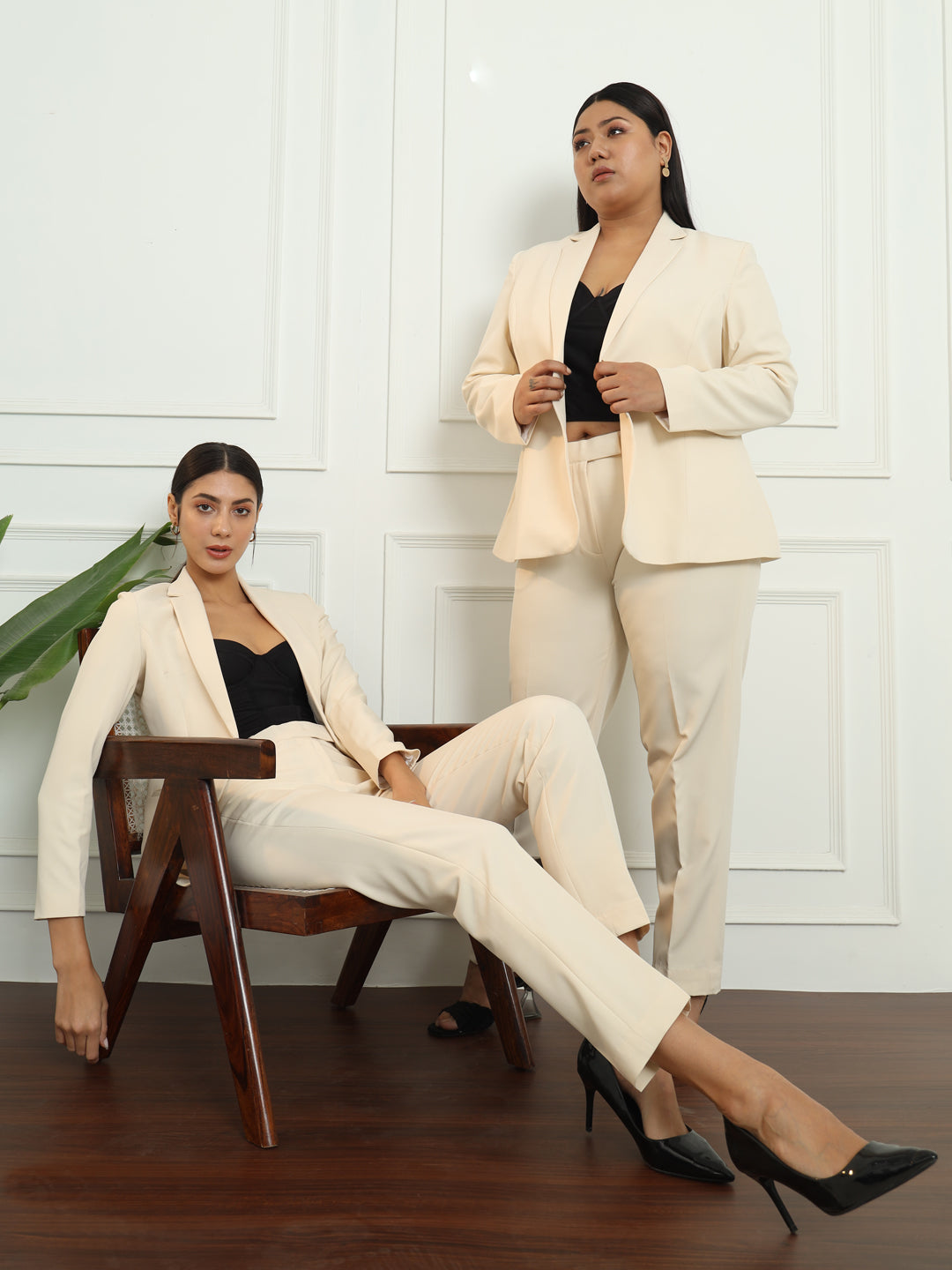 Regular Fit Notched Collar Stretch Pant Suit - Off White