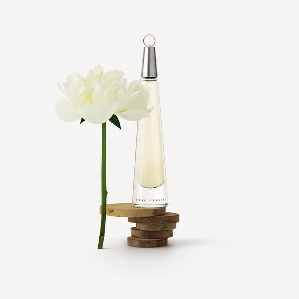 Issey Miyake L'Eau d'Issey Eau de Toilette Spray 100ml