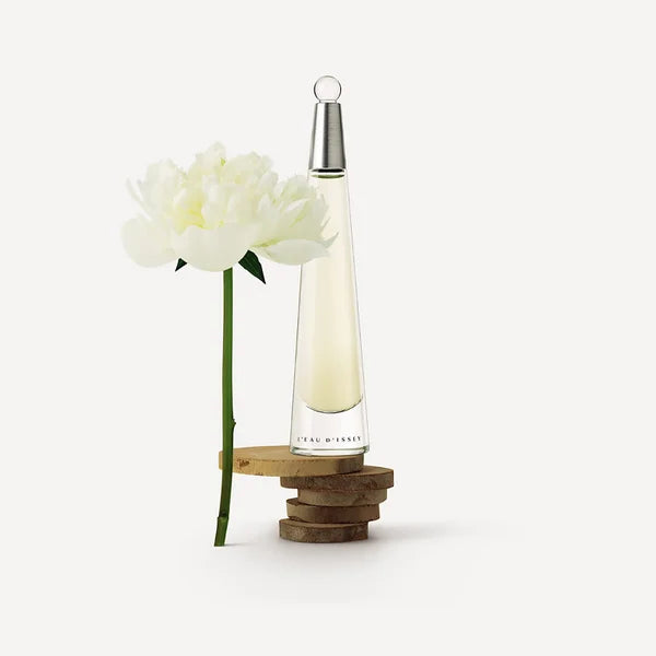 Issey Miyake L'Eau d'Issey Eau de Toilette Spray 25ml