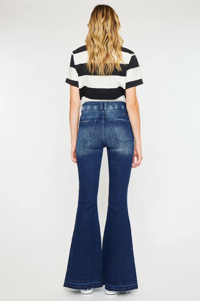 Alisaa Ultra High Rise 90's Flare Jeans
