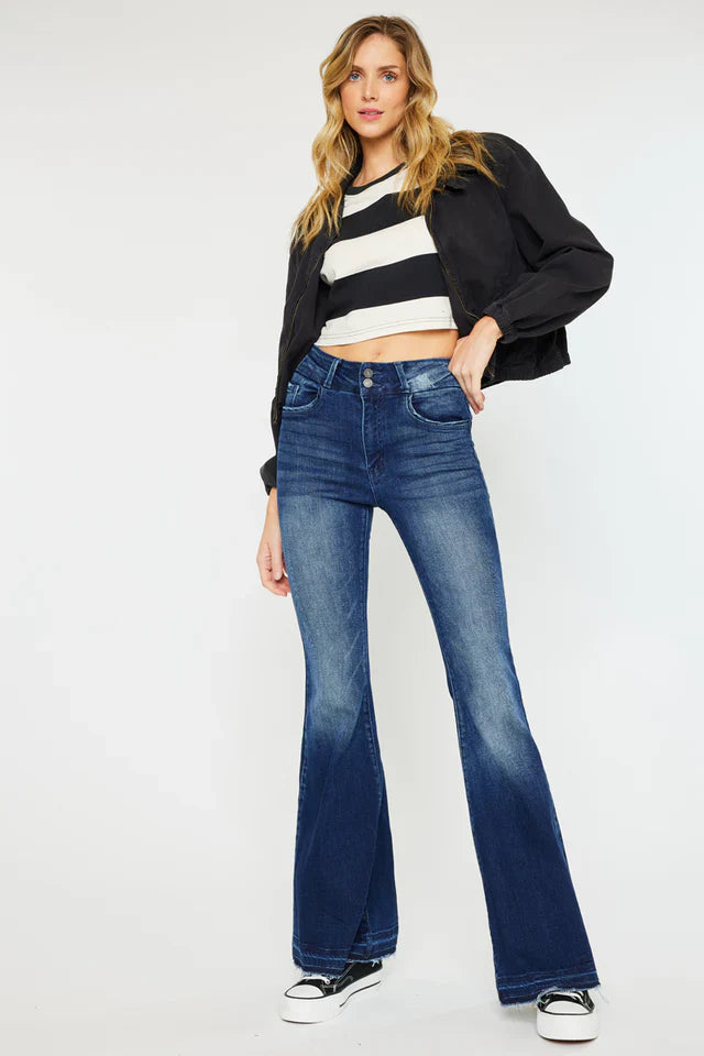 Alisaa Ultra High Rise 90's Flare Jeans